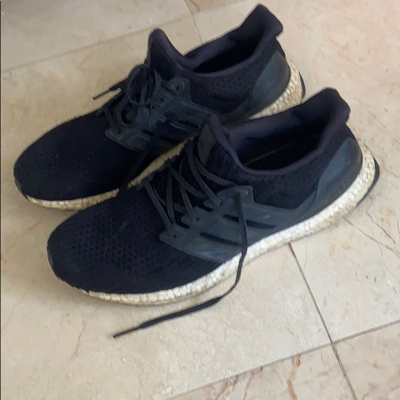 Adidas Ultraboosts (negotiable) DISCOUNT SHIPPING - Picture 1 of 3